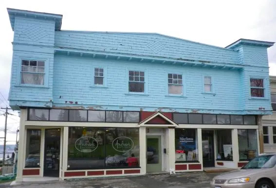 Facade when it was still blue